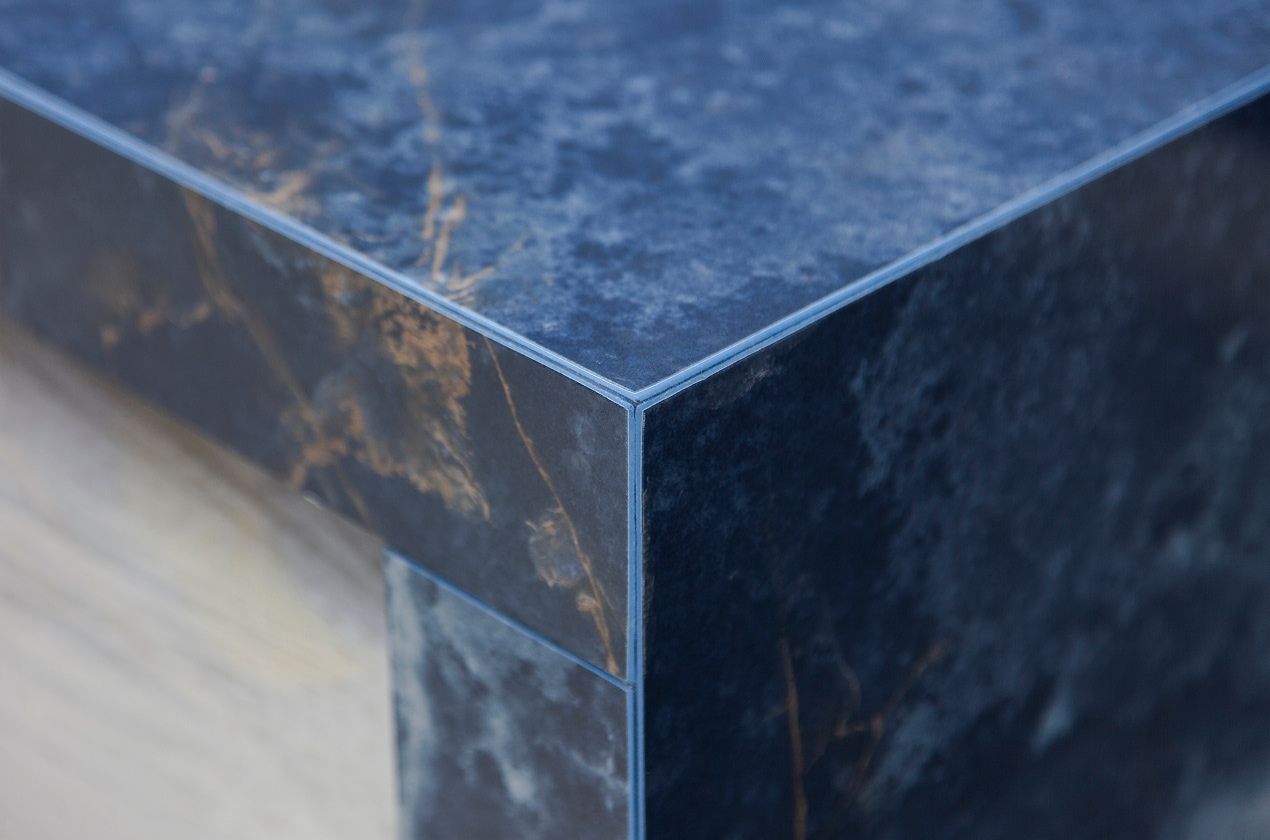 deep blue onyx effect countertop join closeup